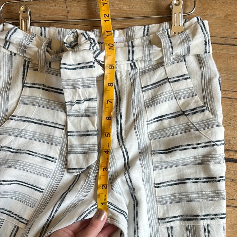 O'Neill Black and White Striped Pants - Picture 7 of 7
